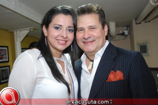 DSC_7992 Roberto Antonio y Carelis Cuellar (Gerente del Gran Casino Cúcuta)