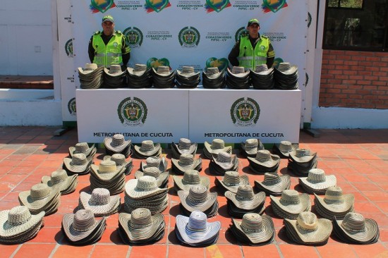 SOMBREROS_INCAUTADOS