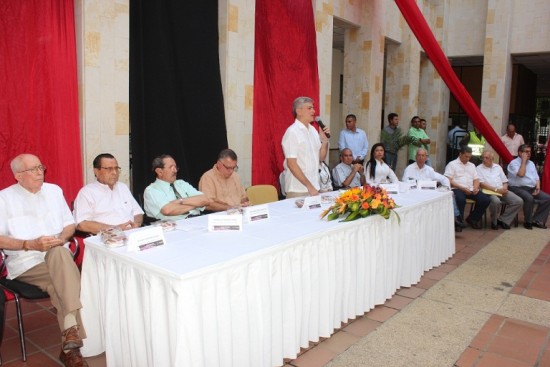 BOLÍVAR_VIVE_EN_EL_BICENTENARIO