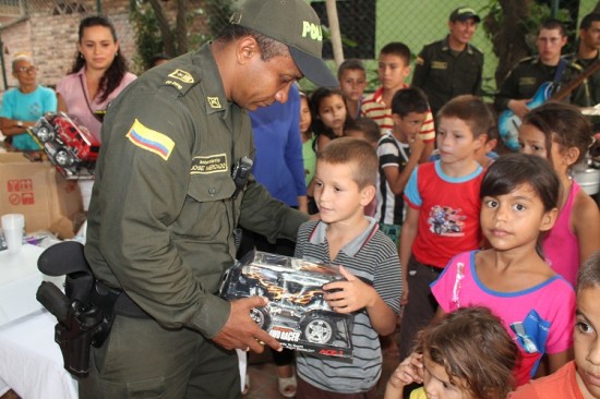 ENTREGA_DE_REGALOS_2
