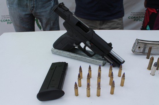 PISTOLA_INCAUTADA
