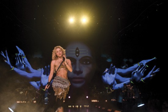 Shakira_Live_From_Paris_1
