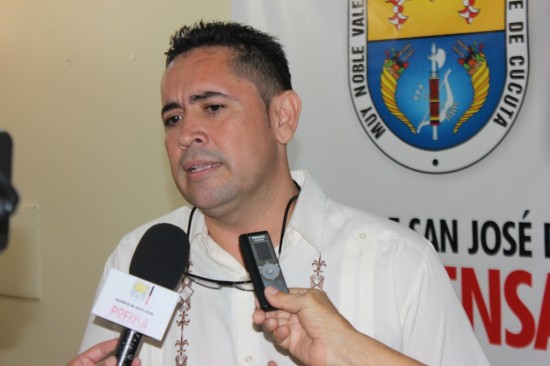 AUTORIDADES MUNICIPALES VIGILARÁN TRÁMITES DE LOS CUCUTEÑOS
