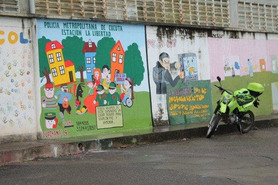 MURAL BARRIO VALLESTER