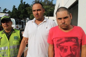 ATRACADORES CON MEDIDAS DE ASEGURAMIENTO 2