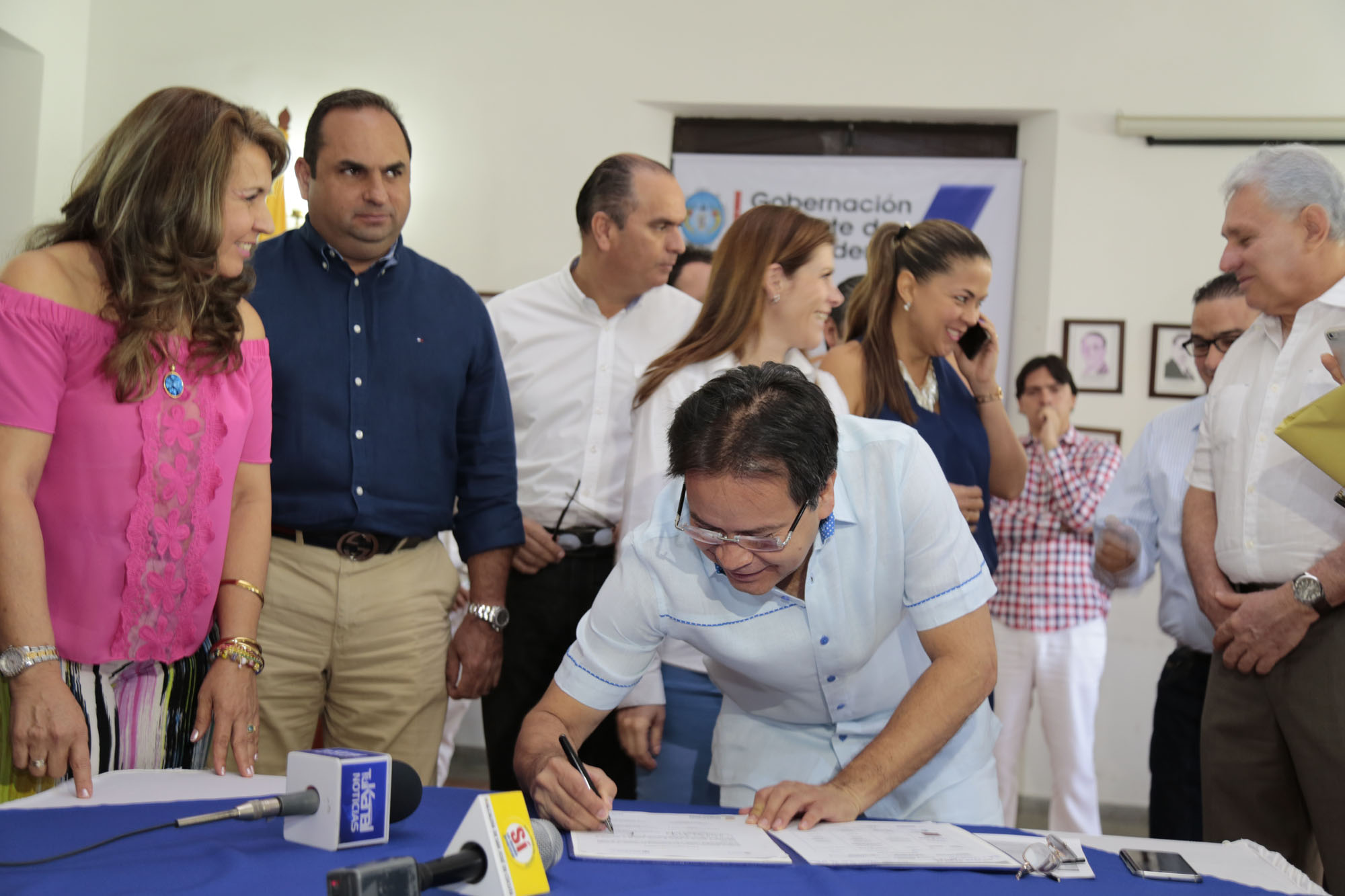 Firma Pacto Teletrabajo (9).JPG image