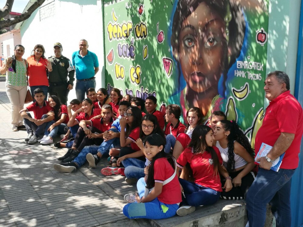 Murales pintados para prevenir el embarazo adolescente (1)