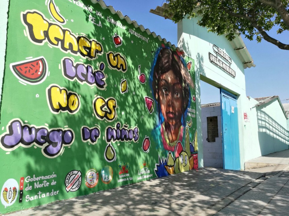 Murales pintados para prevenir el embarazo adolescente (6)