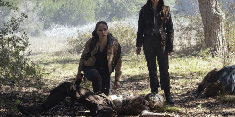 Alexa Nisenson as Charlie, Alycia Debnam-Carey as Alicia Clark - Fear the Walking Dead _ Season 6, Episode 7 - Photo Credit: Ryan Green/AMC