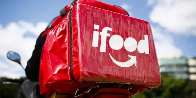 Entregadores de delivery da Ifood, motoqueiros e ciclistas, durante o perriodo da pandemia do coronavirus/ covid-19 , em Brasília. Sérgio Lima/Poder360 22-05.2020