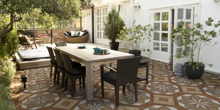 Outdoor Living