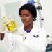 Mit ihrem neuen Anwendungstechniklabor in Nigeria unterstützt BASF Kunden bei der Entwicklung von Formulierungen, die den Bedürfnissen von Verbrauchern in Subsahara-Afrika entsprechen. With its new Application Technology Laboratory in Nigeria BASF supports customers in developing formulations for the needs of consumers in sub-Saharan Africa. Avec son nouveau laboratoire d'application technique au Nigéria, BASF aide ses clients à développer des formulations adaptées à la demande des consommateurs en Afrique sub-saharienne.
