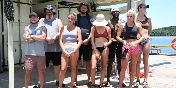 RUSSELL, MERISSA, ELLIOT, MADDIE, GARRETT, SUMMER, TARA & JIMMY BEING PREPPED FOR THE CHALLENGE