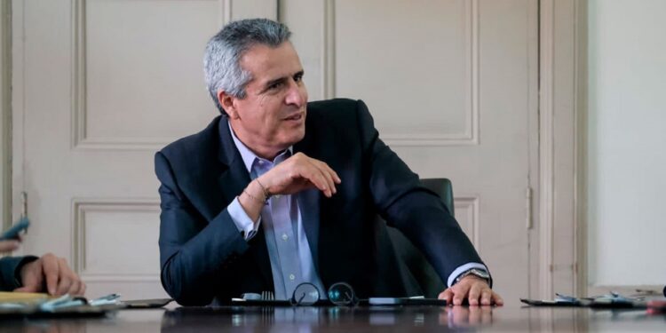 Ministro del Interior, Luis Fernando Velasco