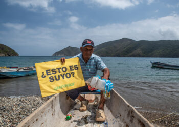 En el marco del Día Mundial de los Océanos, Greenpeace Colombia hace un llamado urgente al Gobierno Nacional y a la ciudadanía para enfrentar la creciente crisis de contaminación plástica que amenaza la biodiversidad marina y la salud de las comunidades costeras.