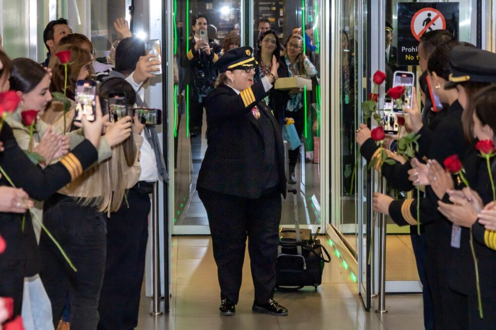 primera mujer en comandar un Boeing