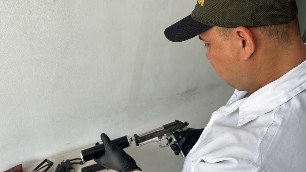 capturados por modificar armas traumáticas