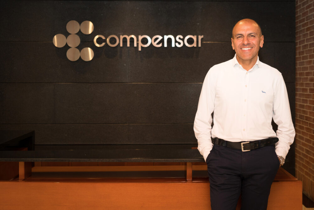 Compensar
