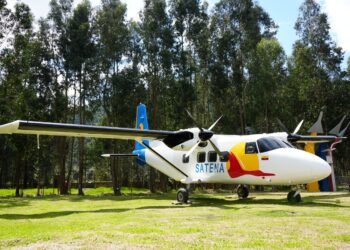 aeronave y 12 museo