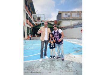 miguelito junto a mathew farrait y jay flow