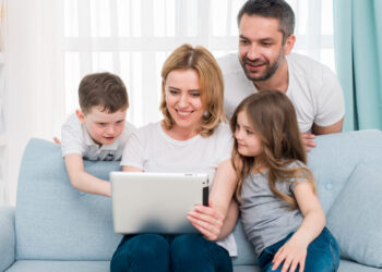 familias conectadas 1 (1) (1)