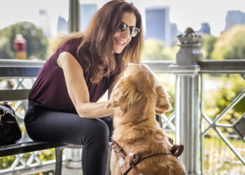 canine seeing eye 5949 300dpi