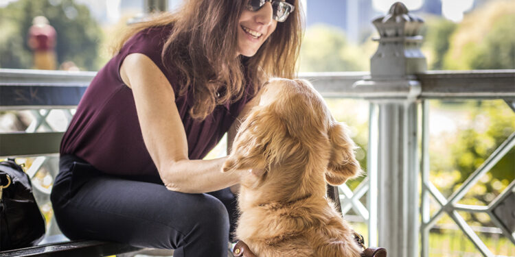 canine seeing eye 5949 300dpi