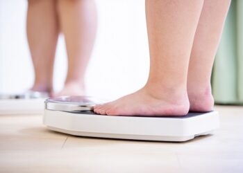 plus size girl measure weight