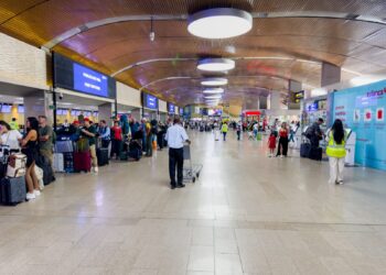 aeropuerto internacional rafael núñez (2)