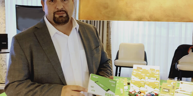 césar moyano, director de ventas regional de biwin new acer