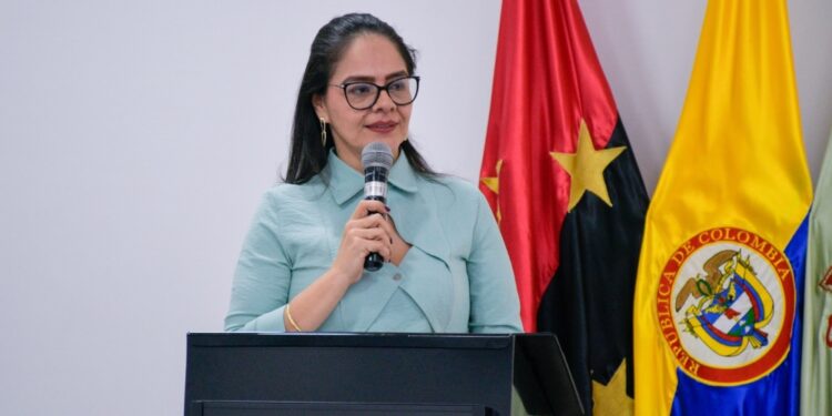 directora del programa académico de derecho, gladys shirley ramírez villamizar