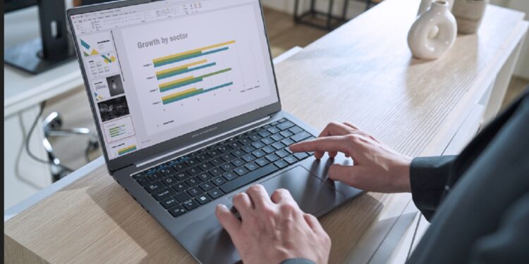 expertbook p5 2026 (1)