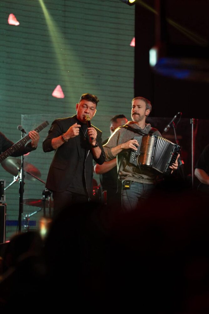 jean carlos centeno y ronal urbina 3