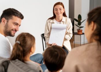 la maestría en familia, desarrollo y cuidado está dirigida a profesionales de áreas afines