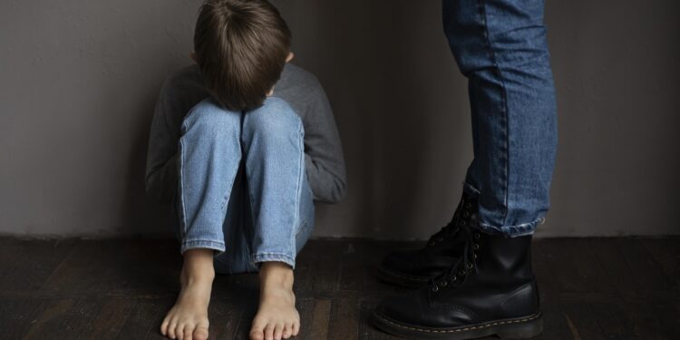 maltrato infantil