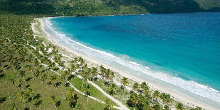 playa morón. samaná 1